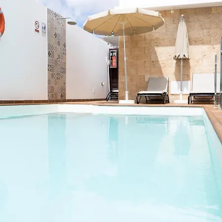 Eris Vila Puerto del Carmen (Lanzarote)