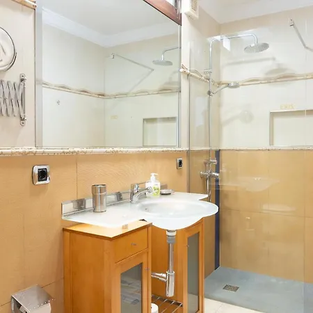 Eris Willa Puerto del Carmen (Lanzarote)